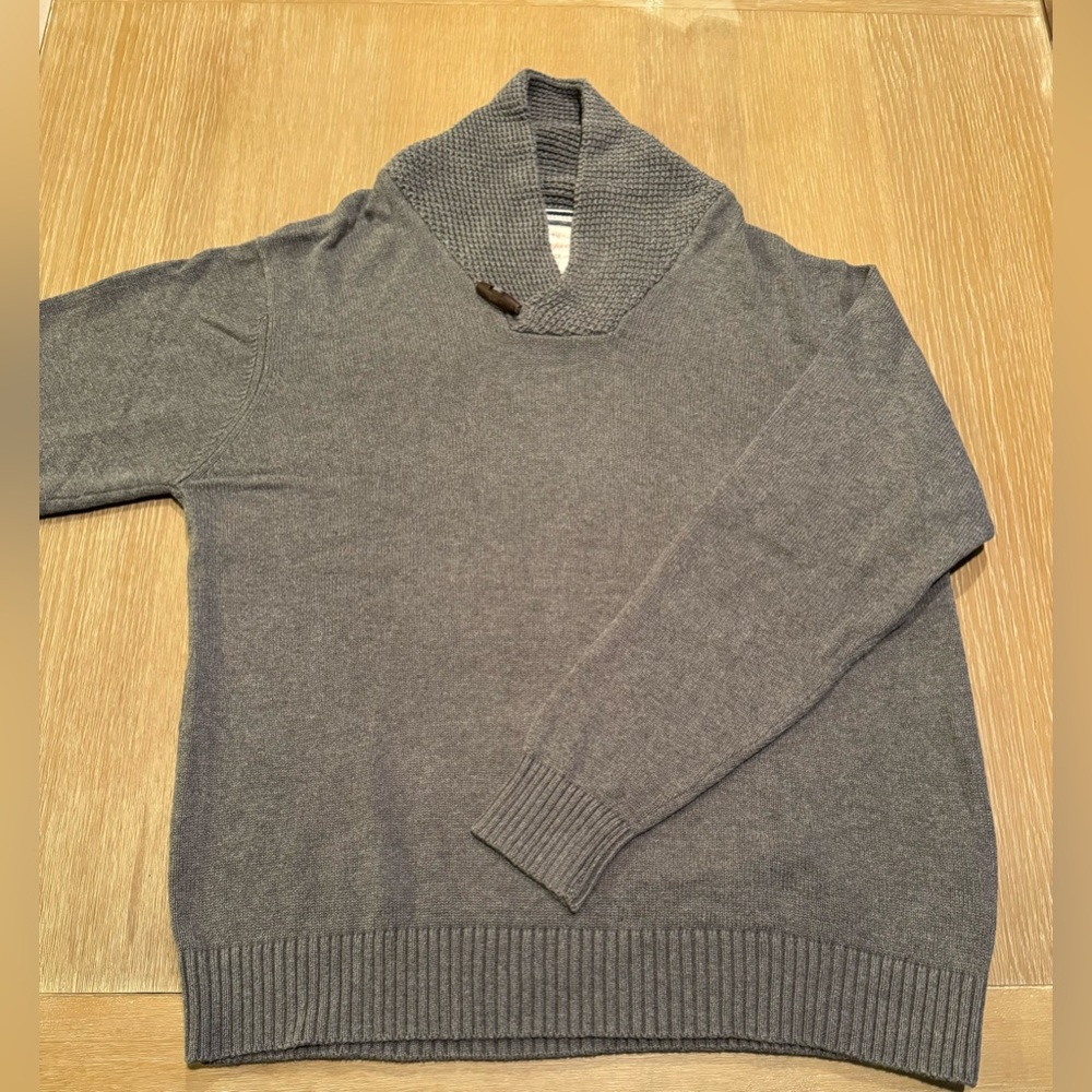 GQ Sweater NWOT